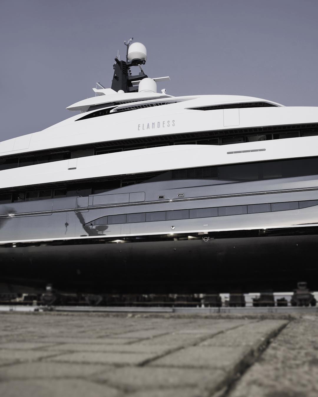 Yacht ELANDESS, Abeking & Rasmussen CHARTERWORLD Luxury Superyacht Charters